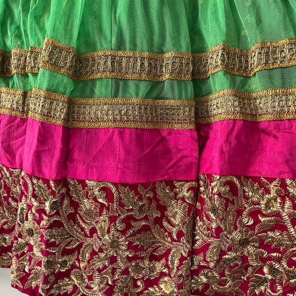 Green and pink Indian Pakistani Punjabi suit - Picture 3 of 5